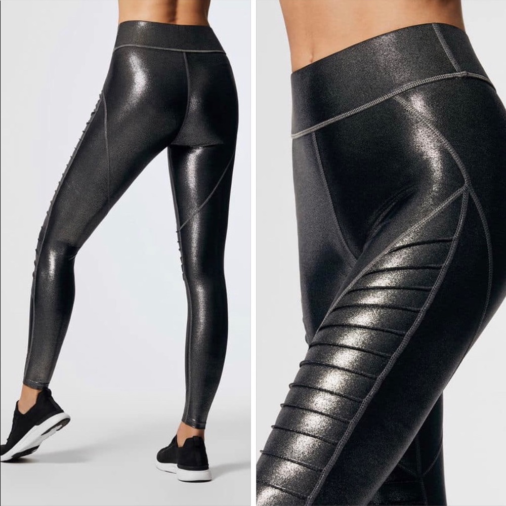 Carbon 38 size XS brand new w/ tags Moto leggings